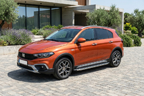 Fiat Tipo Cross 2021- Pedane Laterali BlackLine (2 pz, Alluminio) foto 1