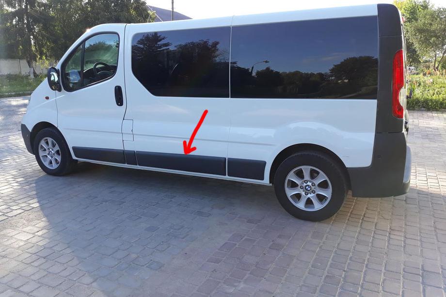 Renault Trafic 2001–2015 Modanatura porta originale usata (L3) Image