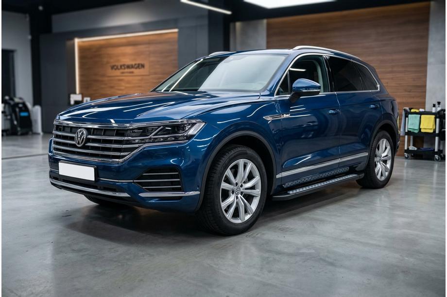 Volkswagen Touareg 2018- Pedane Laterali Vision New Black (2 pz, Alluminio) Foto 1