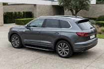 Volkswagen Touareg 2018- Pedane laterali Bosphorus Grey (2 pz, alluminio) foto 1