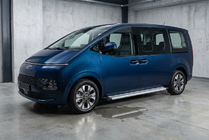 Hyundai Staria 2021- Pedane Laterali Maya V2 (2 pz, Alluminio) foto 1