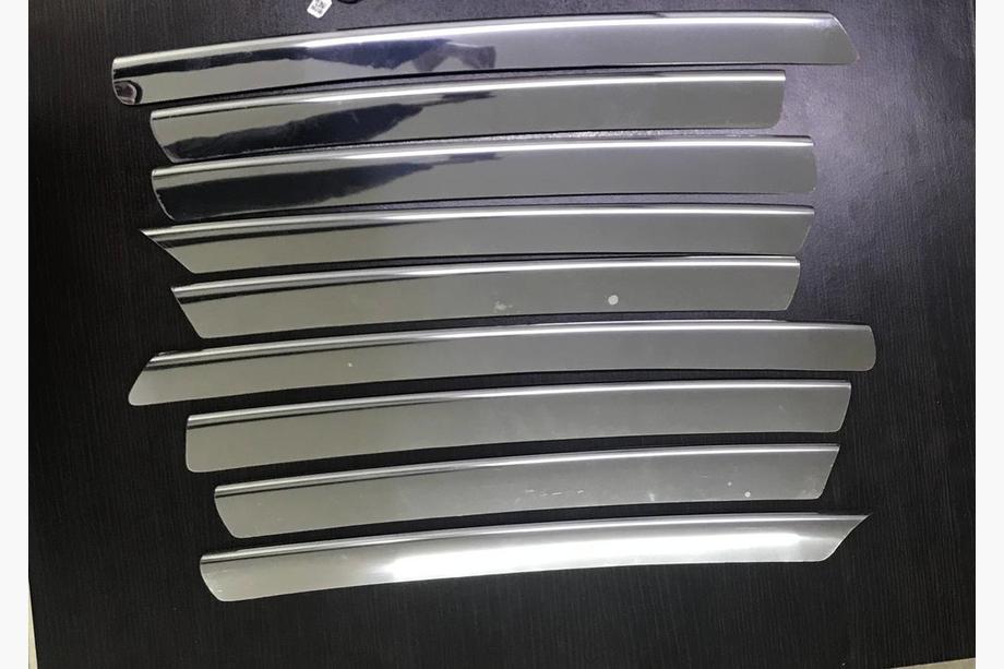 Mercedes Vito W638 1996-2003 OFFERTA! Set incompleto di modanature griglia (9 pezzi) Foto 1