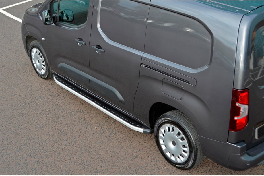 Toyota Proace City 2016- Pedane Laterali Fullmond (2 pz, Alluminio) Foto 7