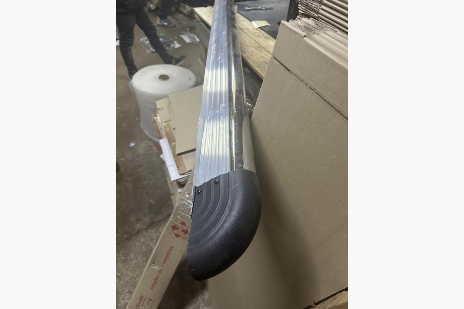 Renault Master 2011-2023 Offerta! Pedane laterali senza staffe 353cm (2 pz) Foto 1