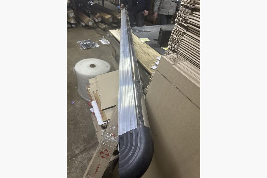 Renault Master 2011-2023 Offerta! Pedane laterali senza staffe 353cm (2 pz) Foto 2